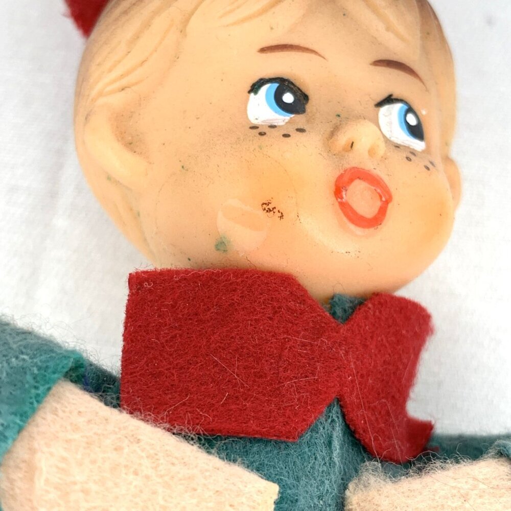 Carolers Boys Wearing Top Hats Delta Lot of 3 Japan 7.5” Red Green Felt Vintage - Picture 3 of 9